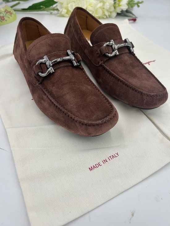 Men’s Salvatore Ferragamo PARIGI bit Driving Loafer.  Size 9.5 E.  Made in Italy main image 9